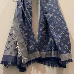 Louis Vuitton Cashmere and Wool Scarf Thumbnail