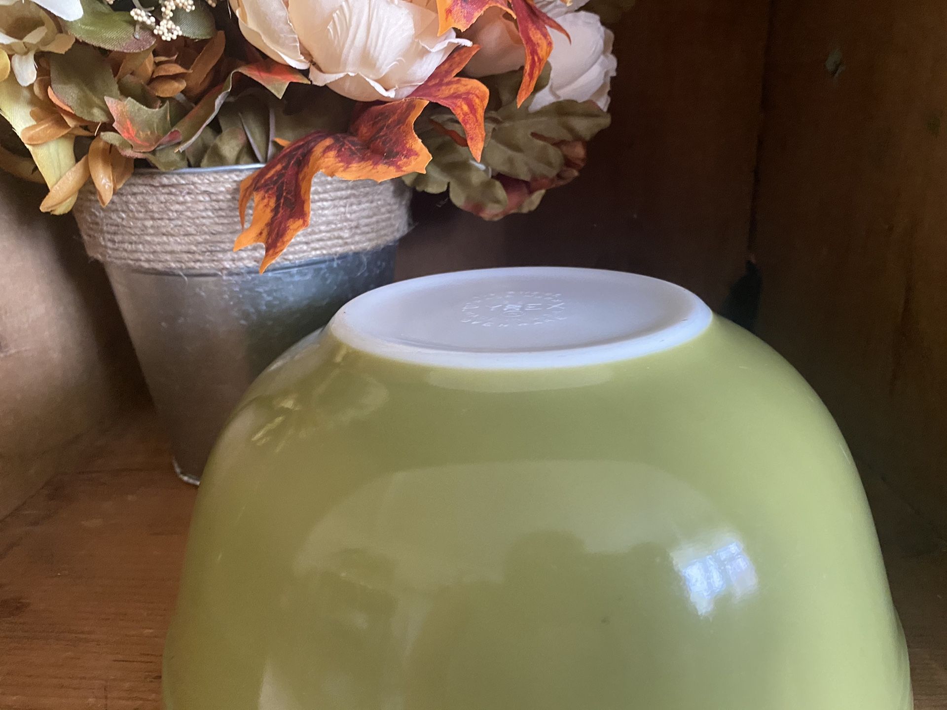Pyrex Verde Green #403