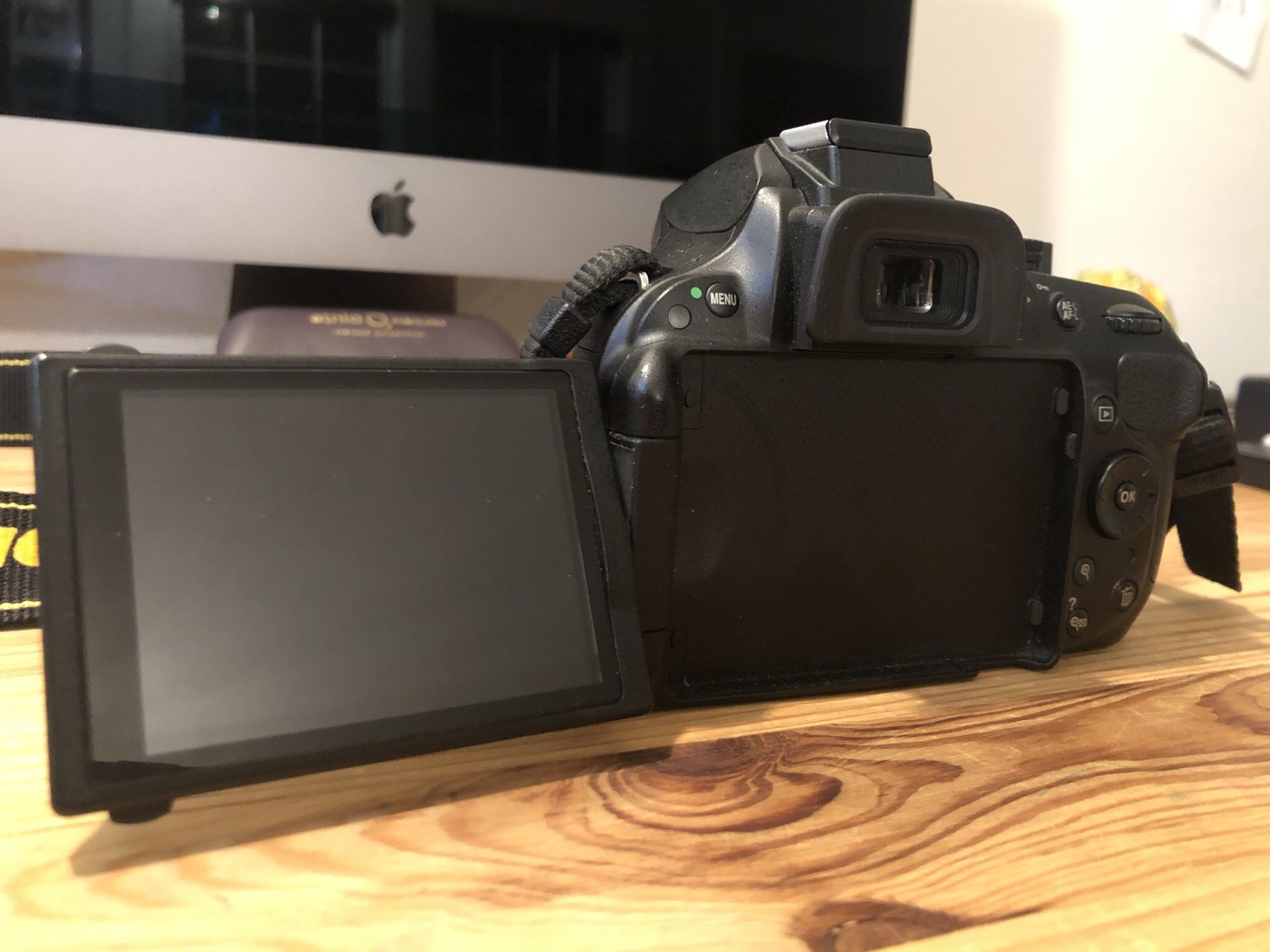 Nikon D5200 DSLR Camera Package