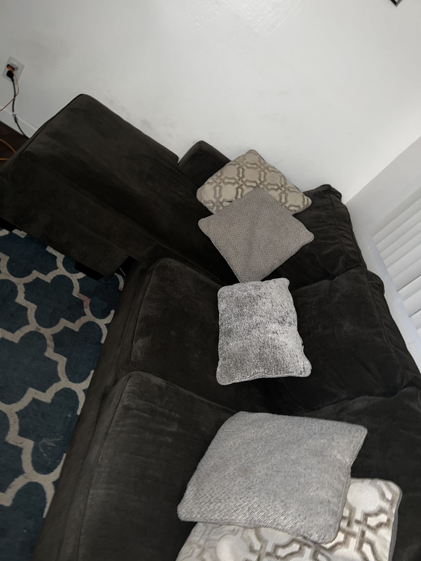 GREY COUCH 