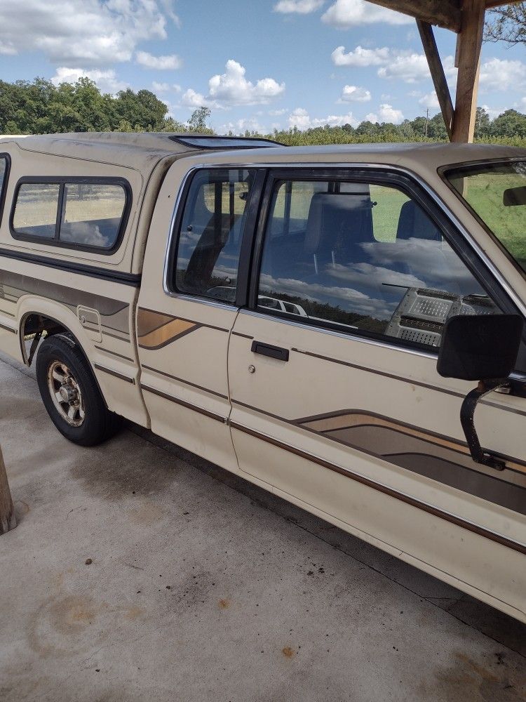 1986 Mazda B-Series Pickup