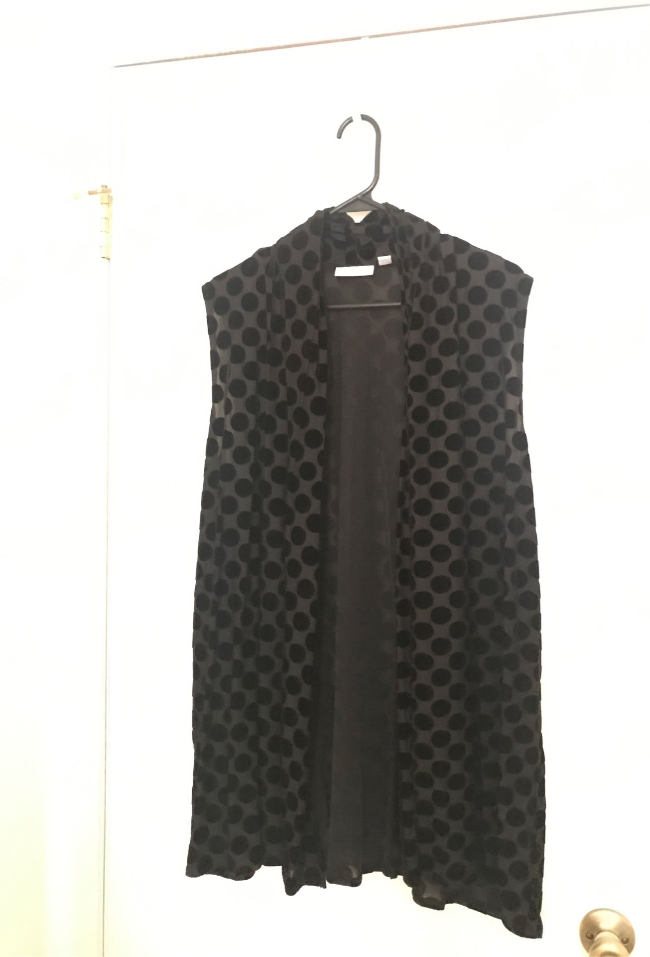 Susan Graver black polka dot vest/cardigan. 2XL