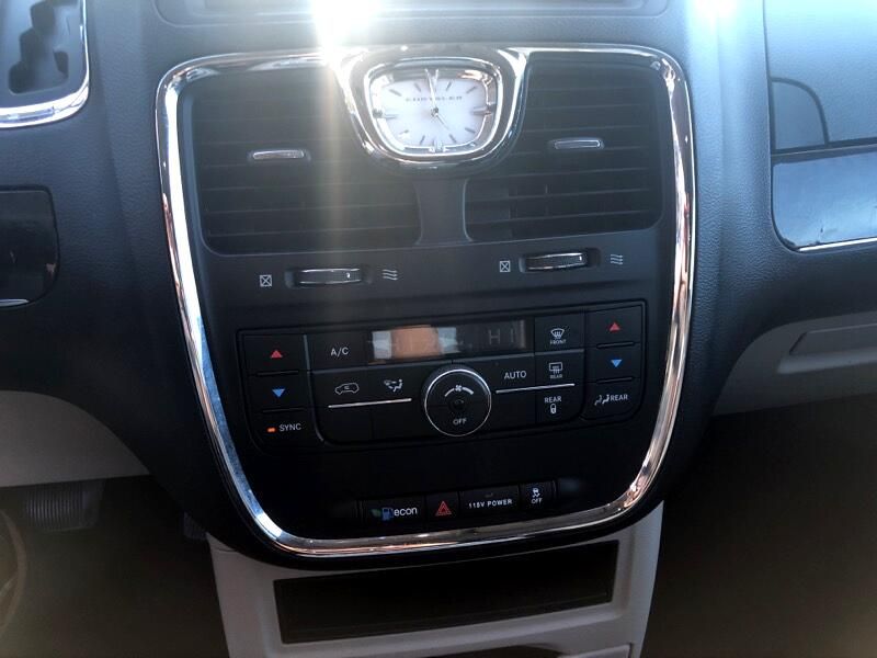 2015 Chrysler Town & Country