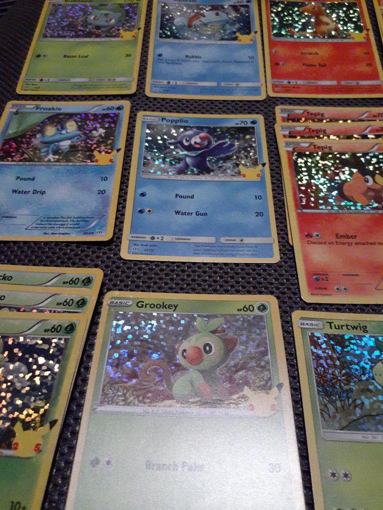 Pokemon Cards 25 Anniversary!!!* Full Complete Set*With 26 Holos