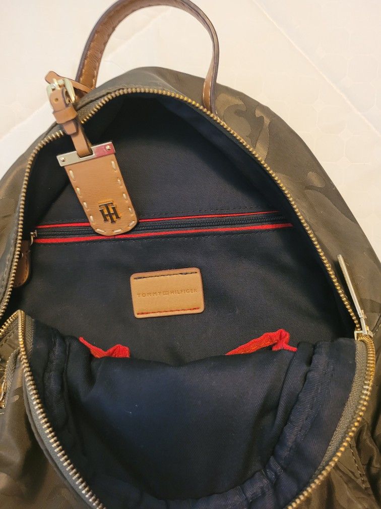 Green Tommy Backpack