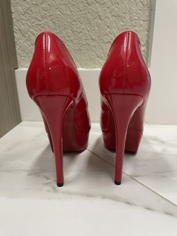 Red Patent Leather Pumps Size 7 Thumbnail