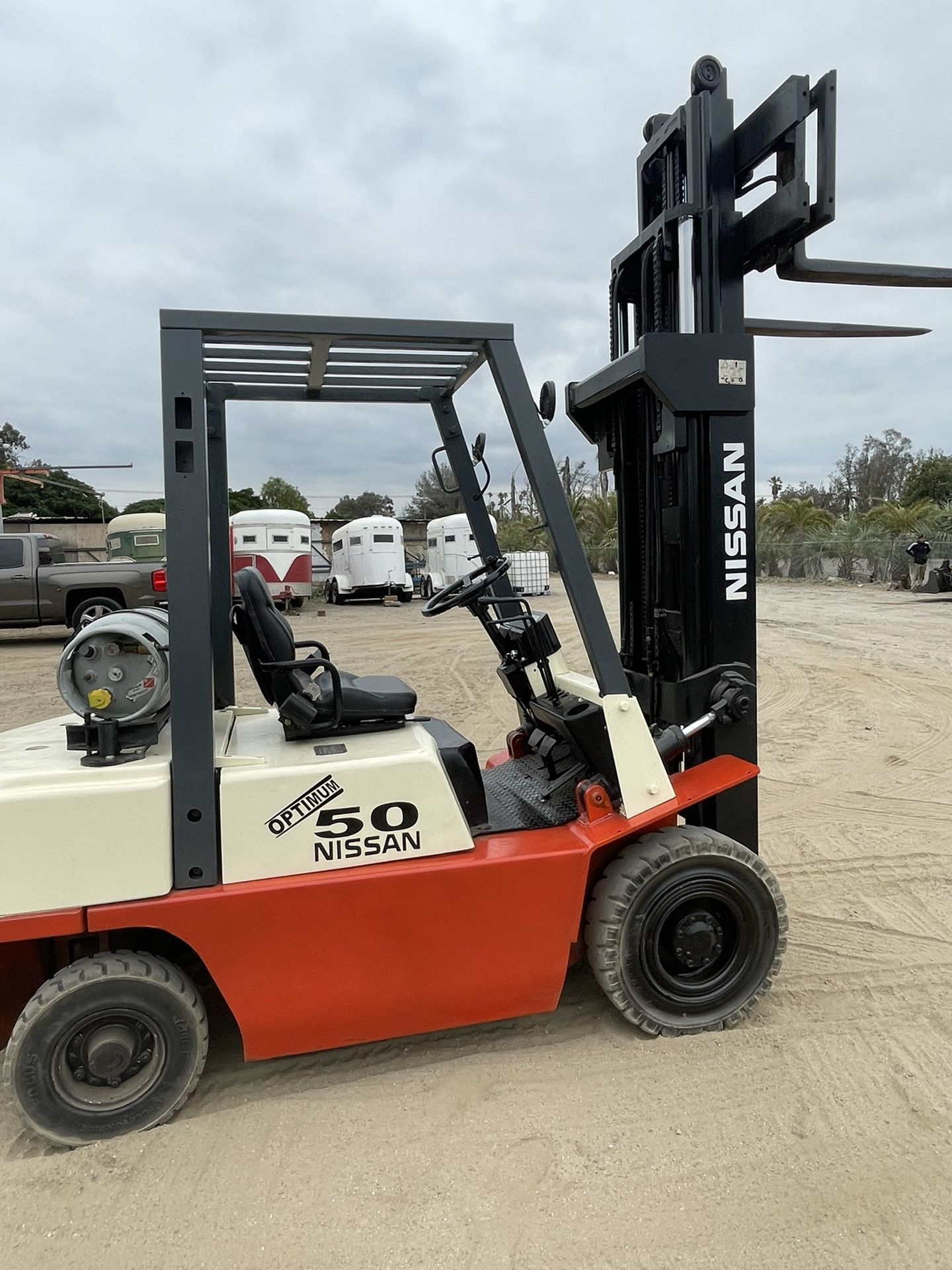 Forklift