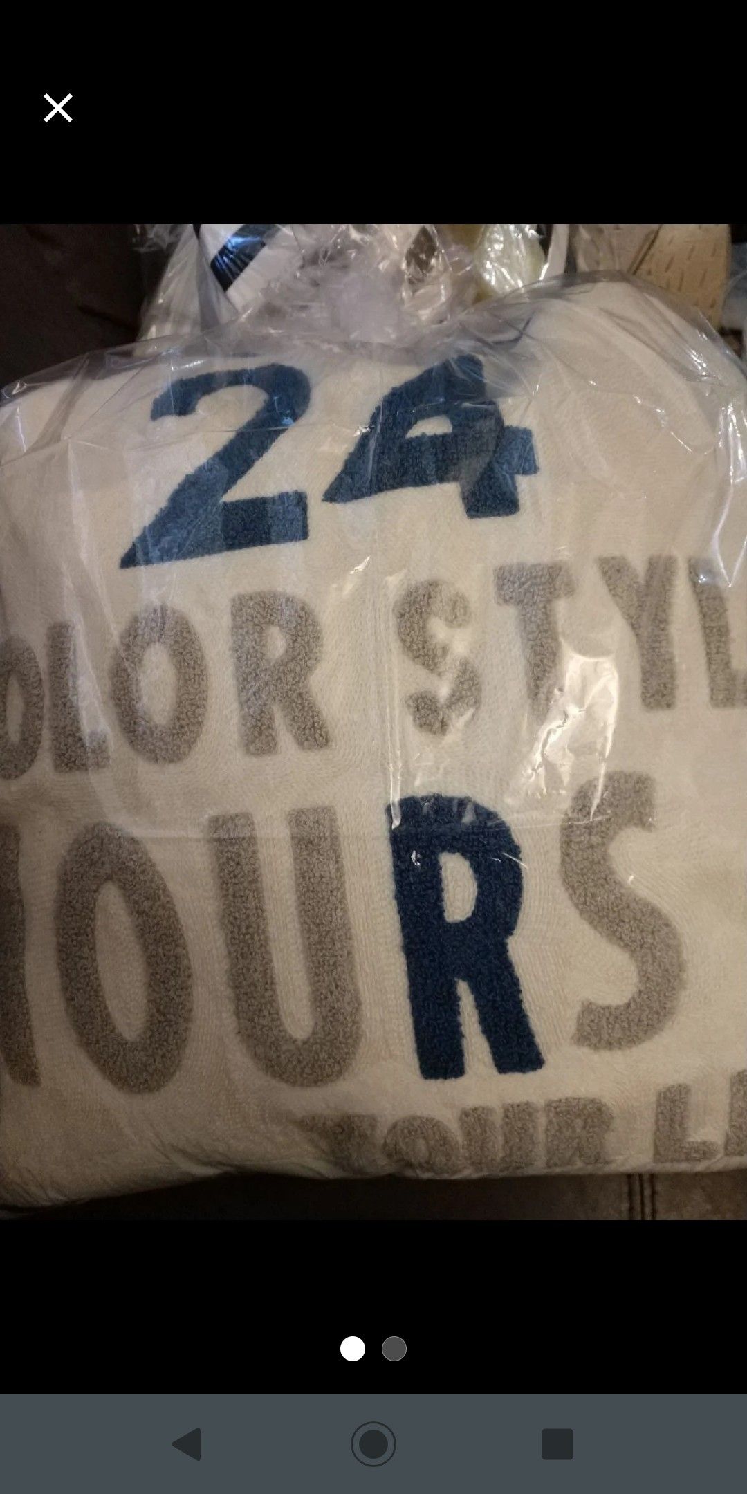 MEDIUM DECOR PILLOWS