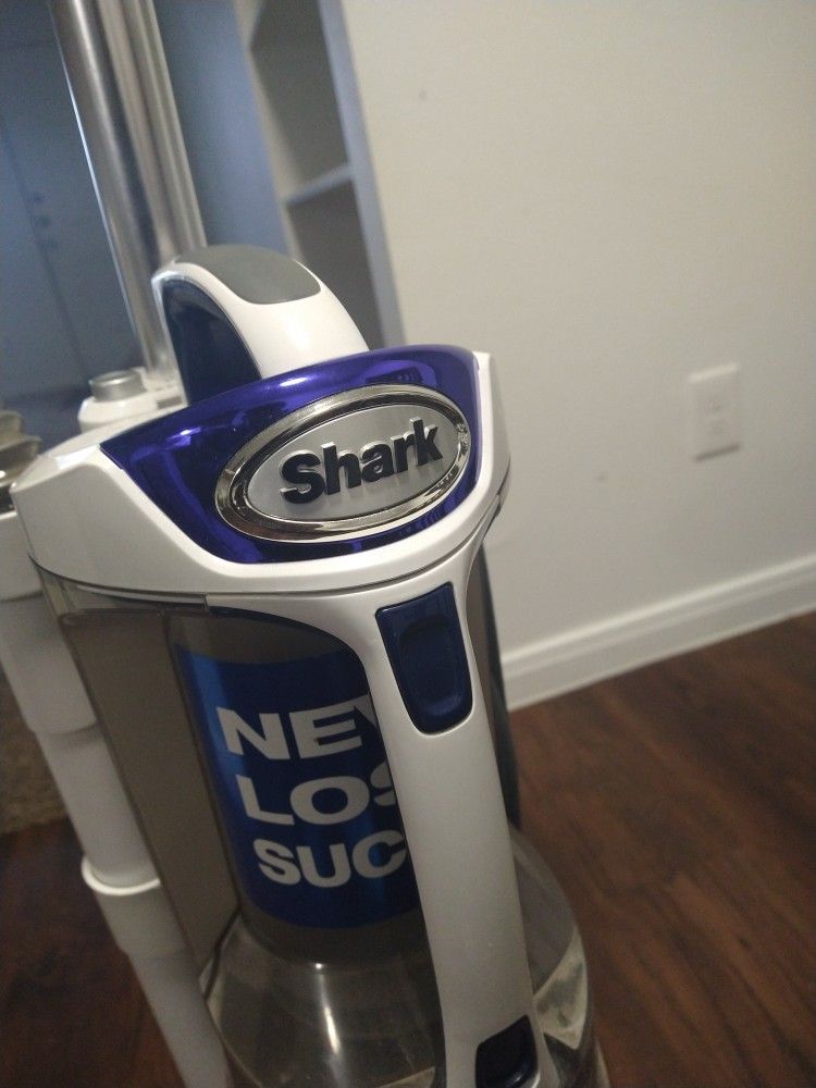 Shark Vacuum Cleaner ( Works Perfectly| No Problem )