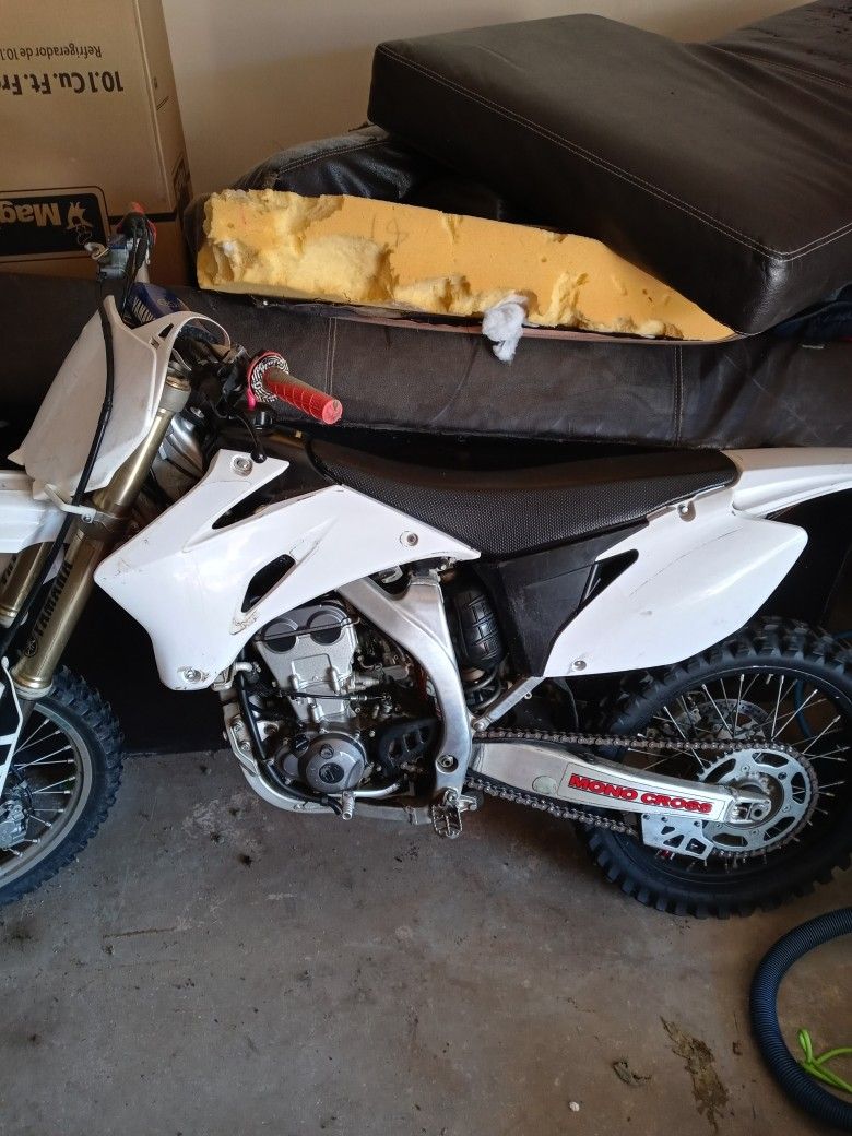 250f 09 First Kick