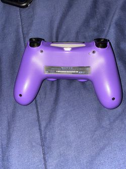PlayStation 4 Controller— Electric Purple Thumbnail