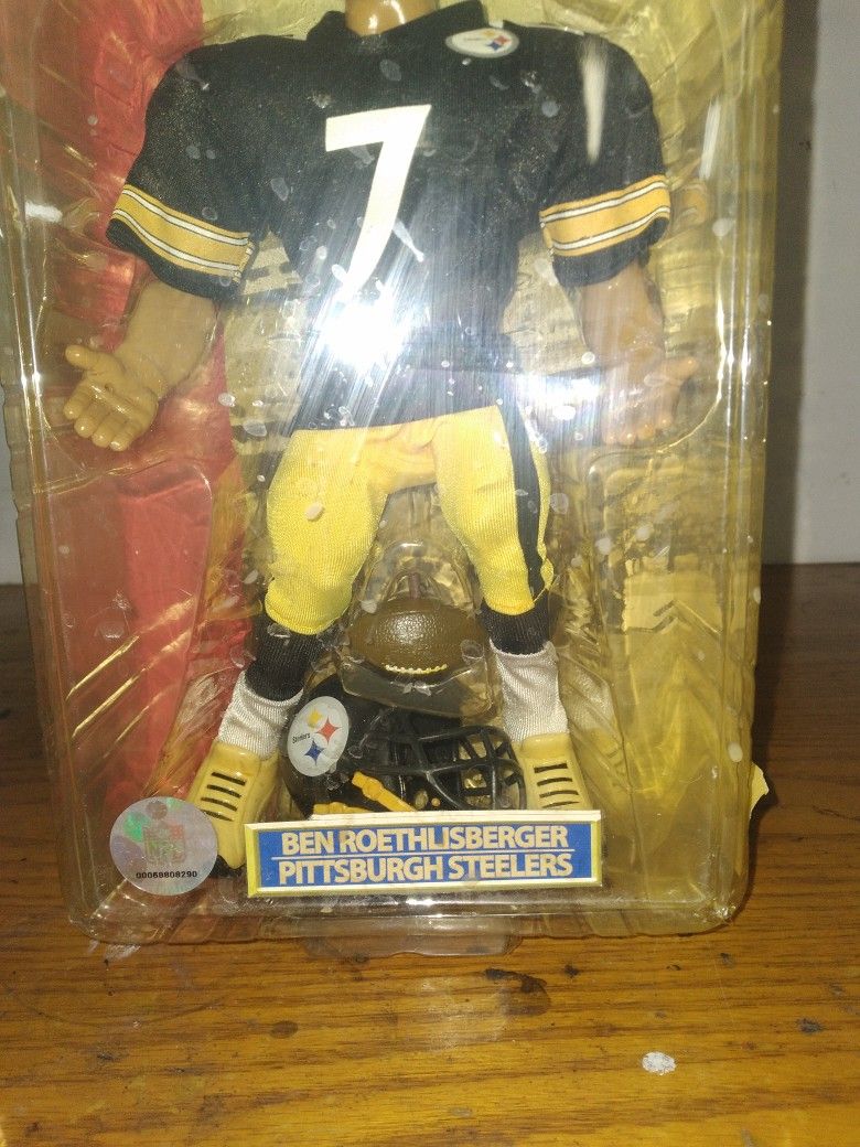Pittsburgh Steeler Big Ben Action Figure