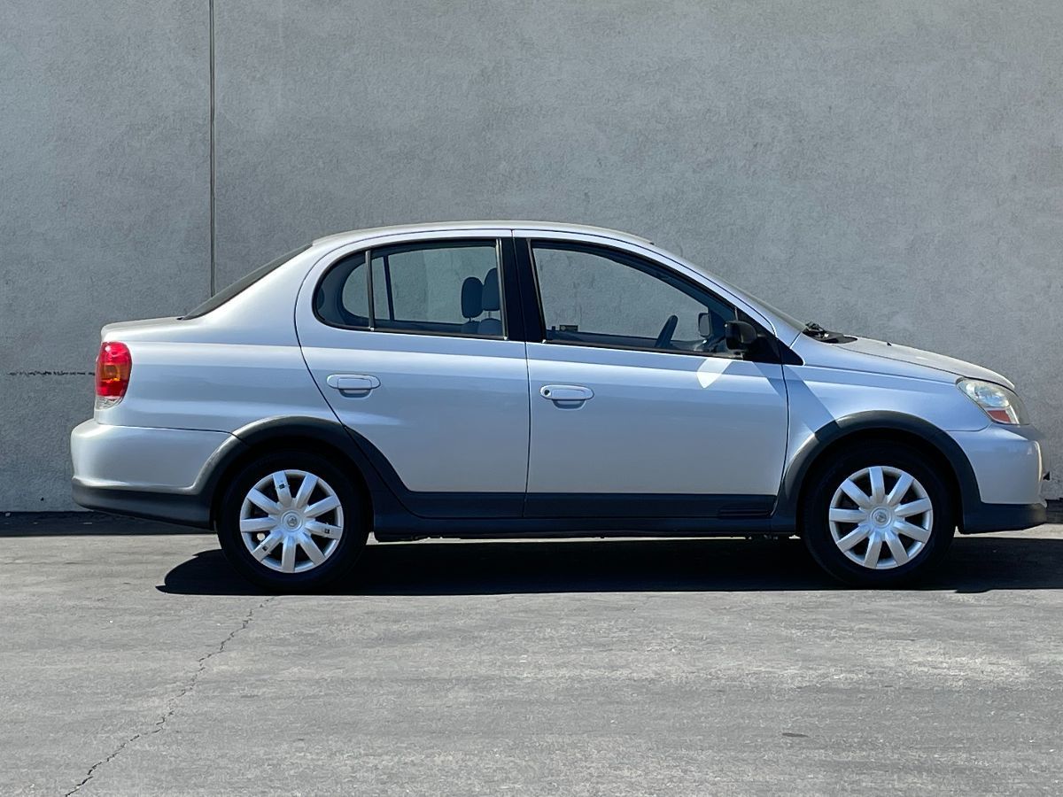 2005 Toyota Echo