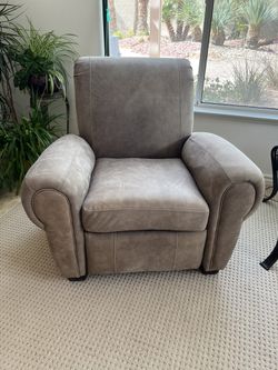 Brown Leather Chair Recliners Set Thumbnail