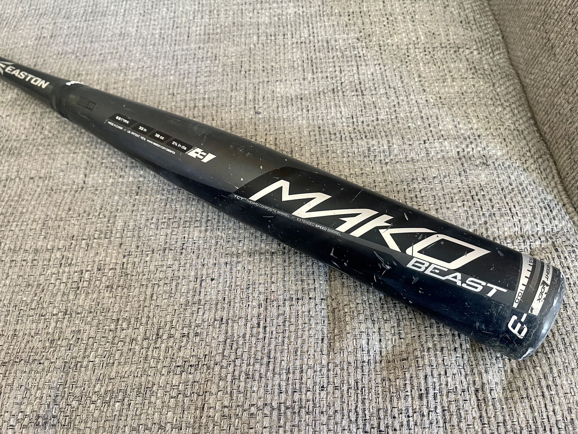 Easton 2017 Mako Beast 33/30 (-3) 2 5/8 BBCOR Baseball Bat BB17MK BLACK