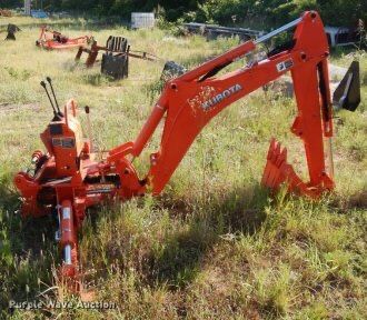 WTB Kubota bt820 Backhoe