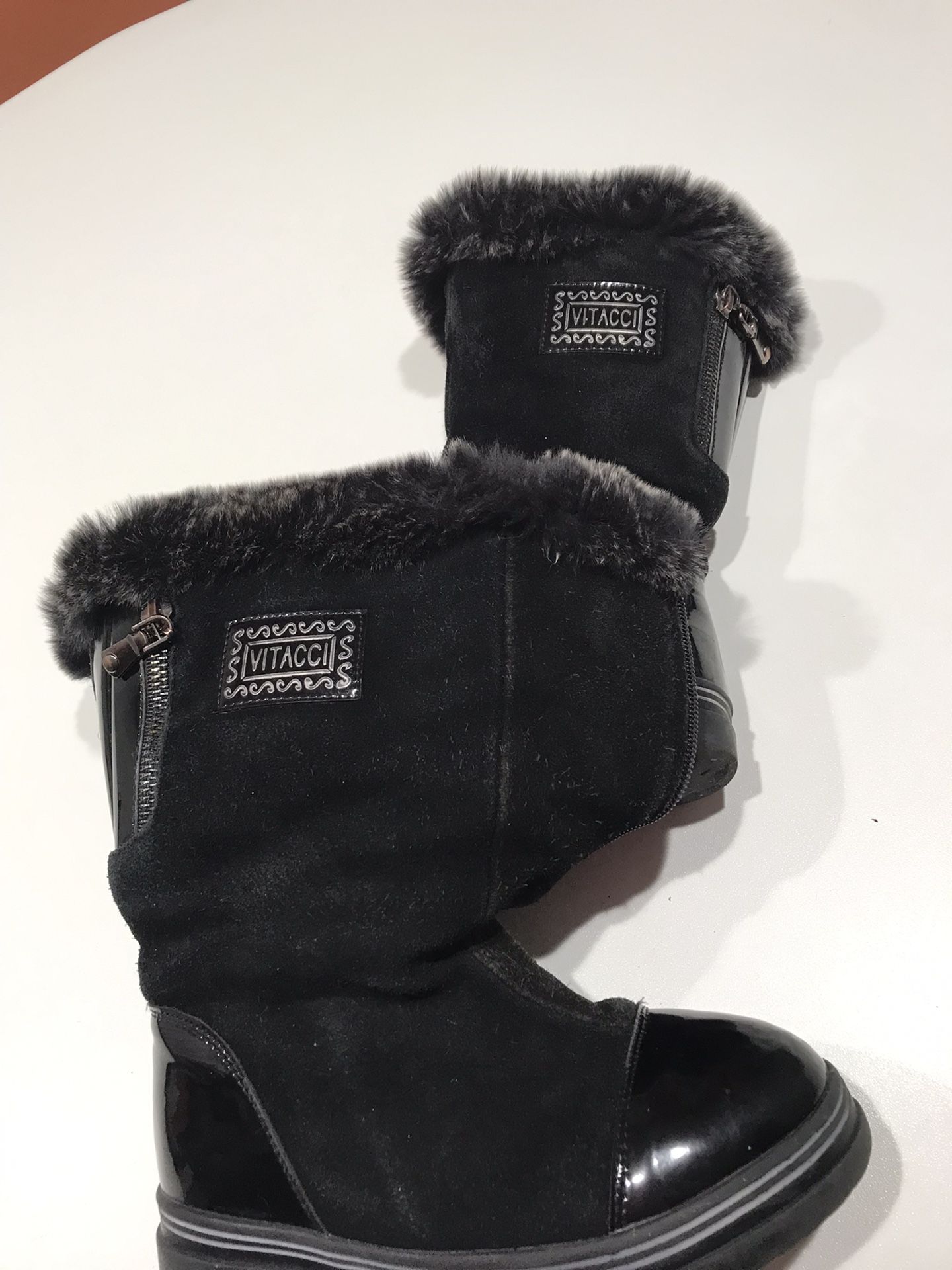 VITACCI Girl’s Black Fur Lined Leather Suede Boots, 29