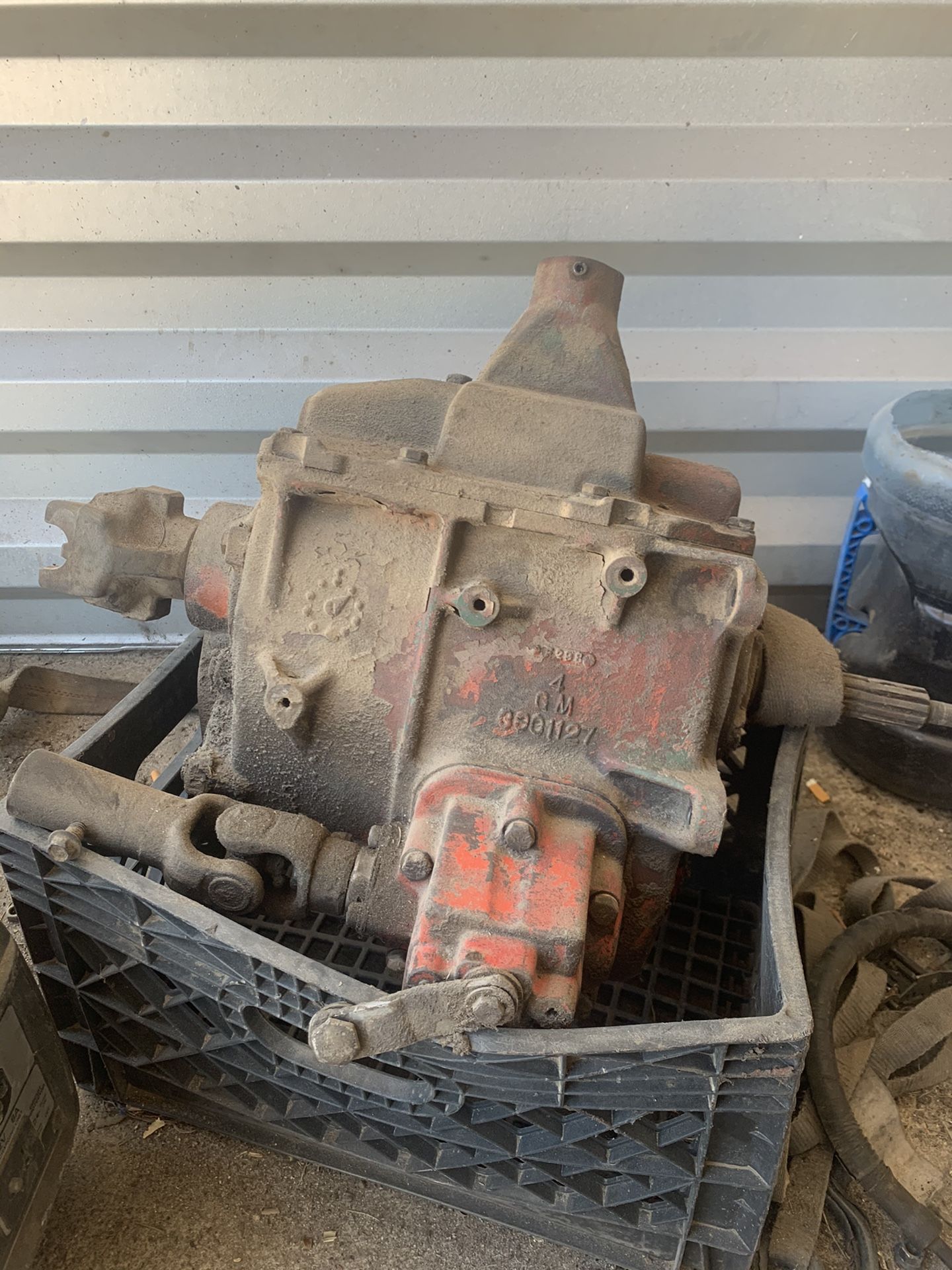 Chevy gmc gm sm 465 4 speed transmission with pto works perfect for ...