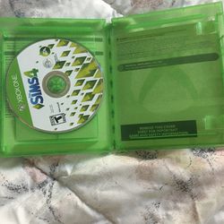 Sims 4 Xbox One disc Thumbnail