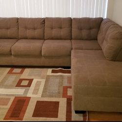 Sofa Sectional Great Condition Asking 450$ Thumbnail