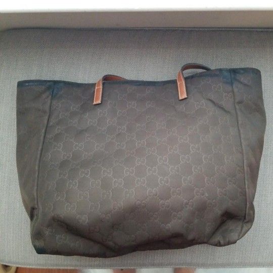 Authentic Gucci GG Monogram Supreme Nylon Tote Bag