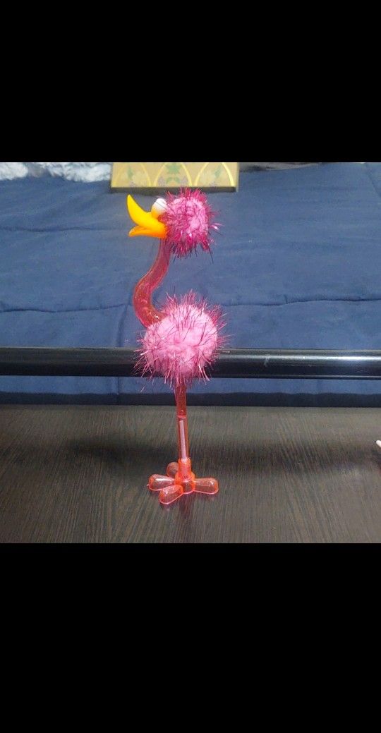 Ostrich Pen