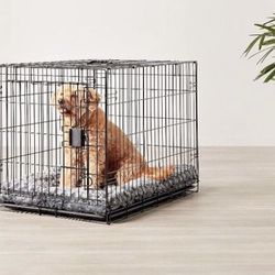 Amazon Basics Foldable Metal Wire Dog Crate with Tray, Single Door, 36 Inch Thumbnail