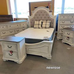 $40 Down Payment🛍 Finance🛍Realyn Chipped White Panel Bedroom Set Queen Bed, Dresser, Mirror And Nightstand  Thumbnail