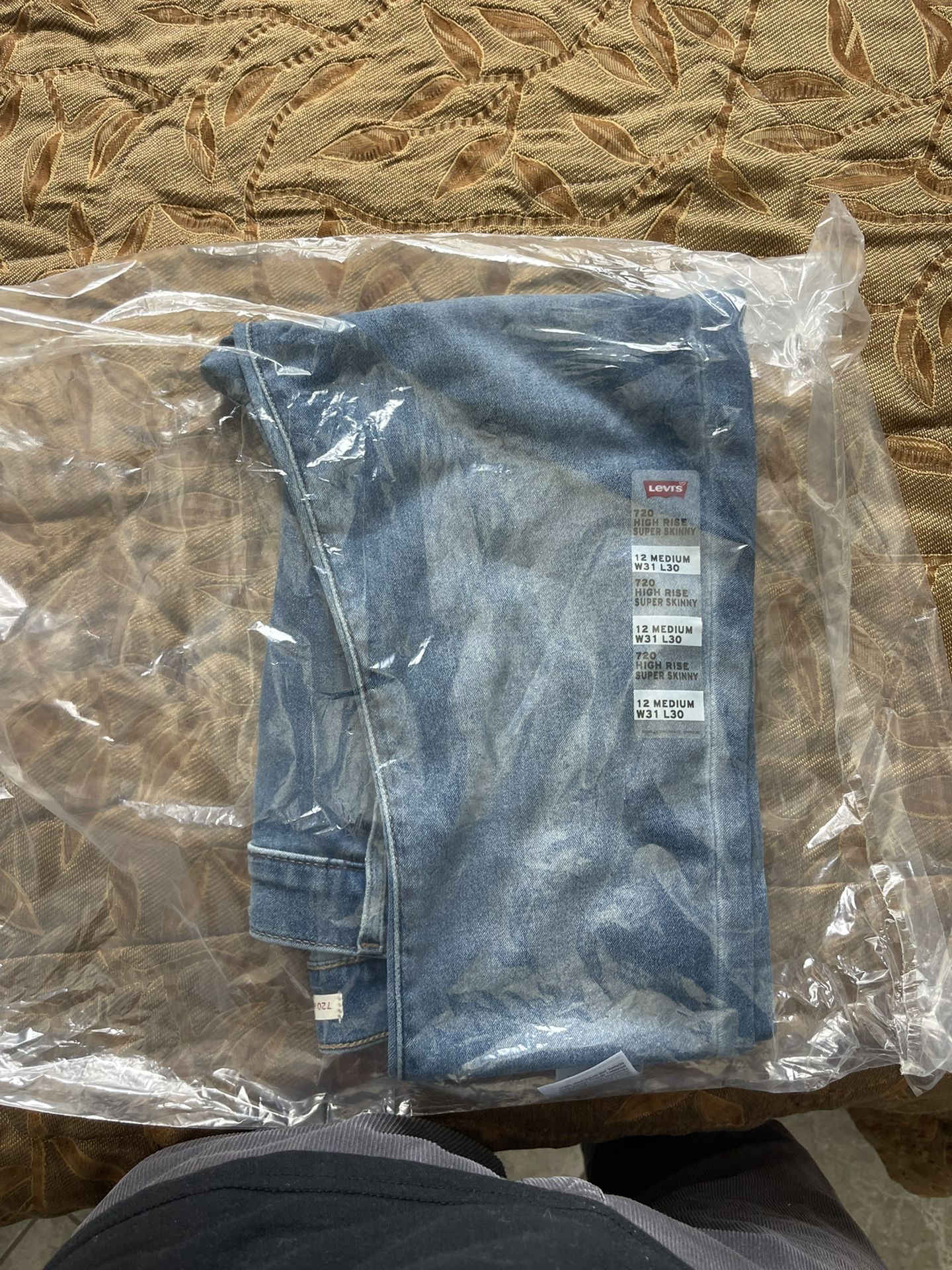 women levis