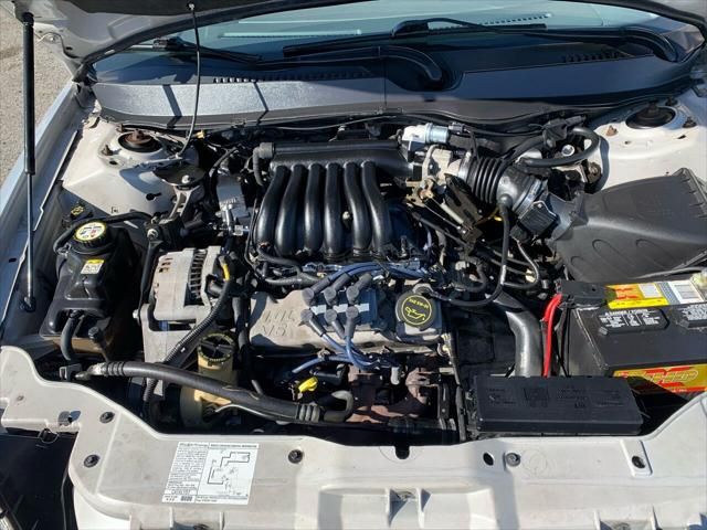 2003 Ford Taurus