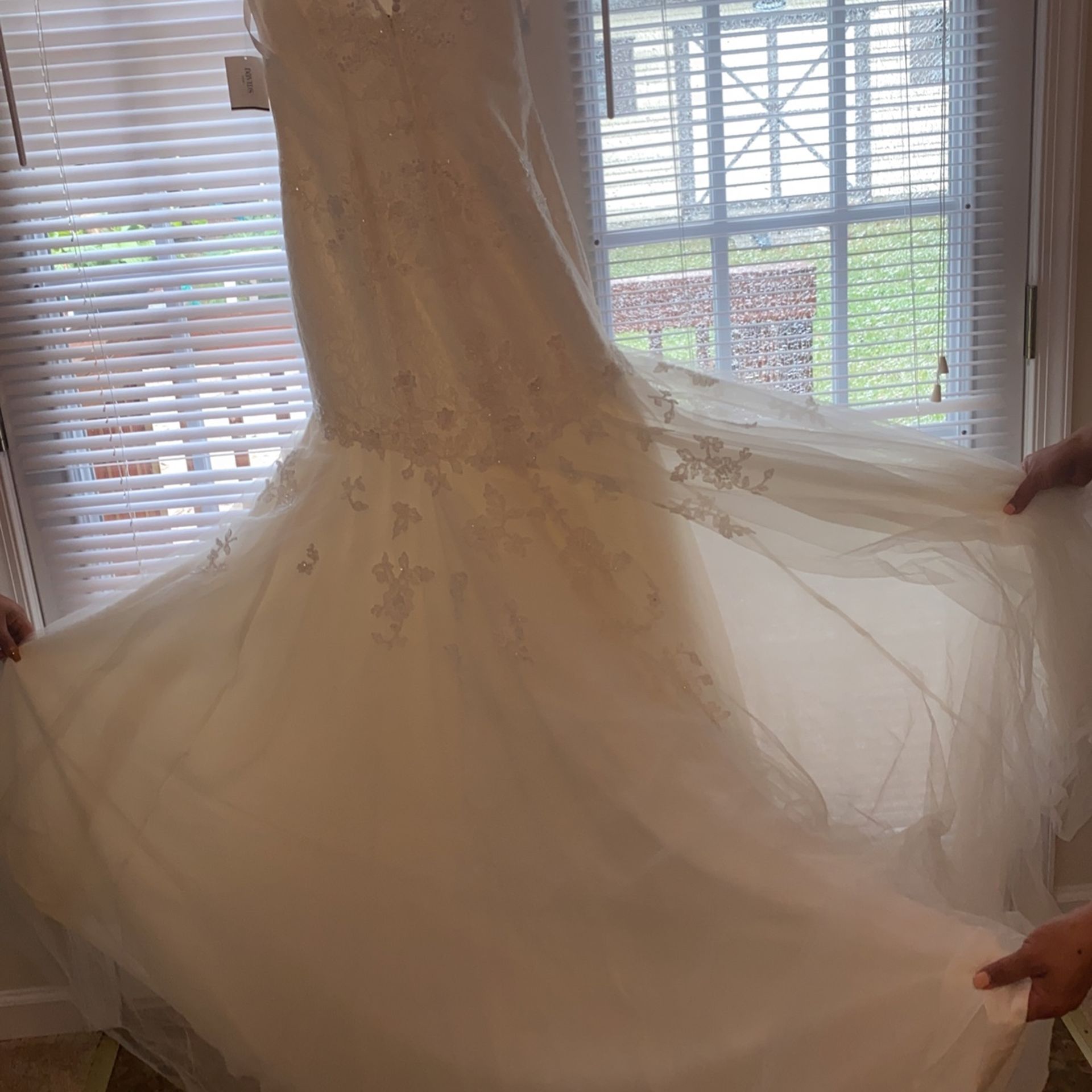 David Bridal Wedding Dress