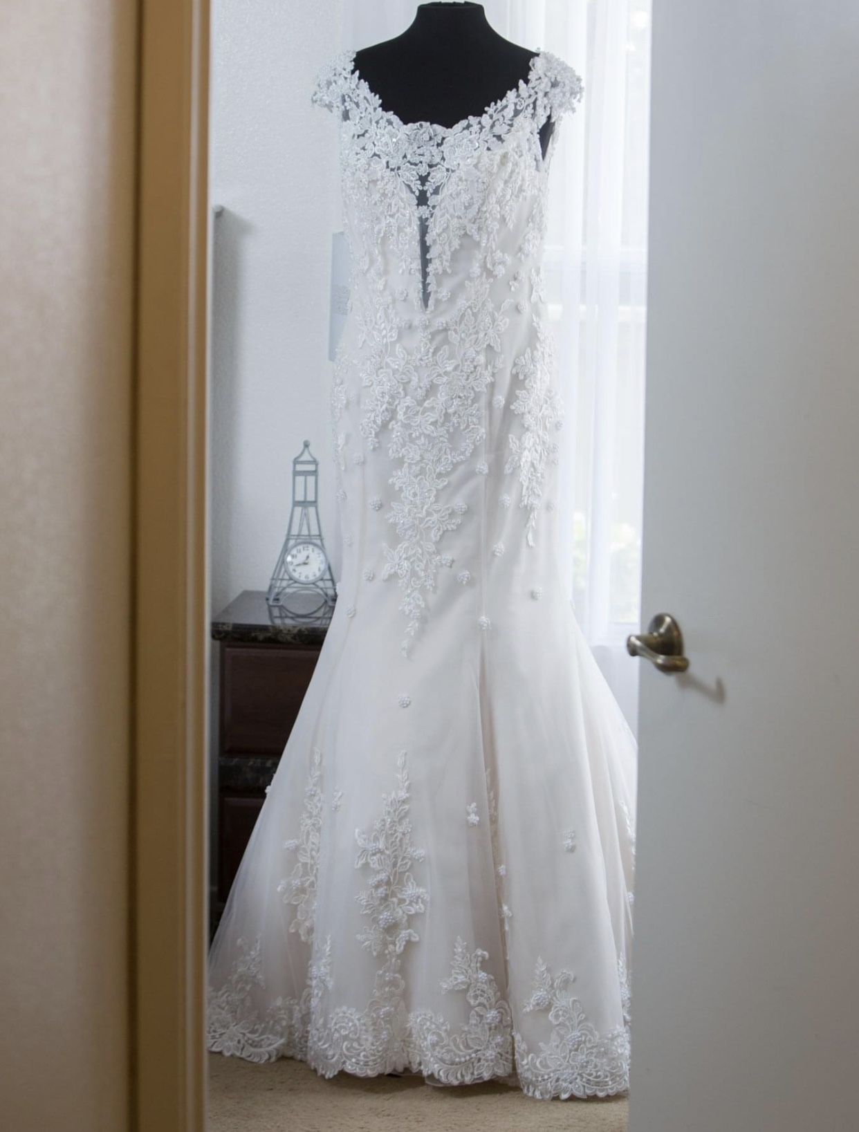 Ivory Off Shoulder Mermaid Wedding Dress