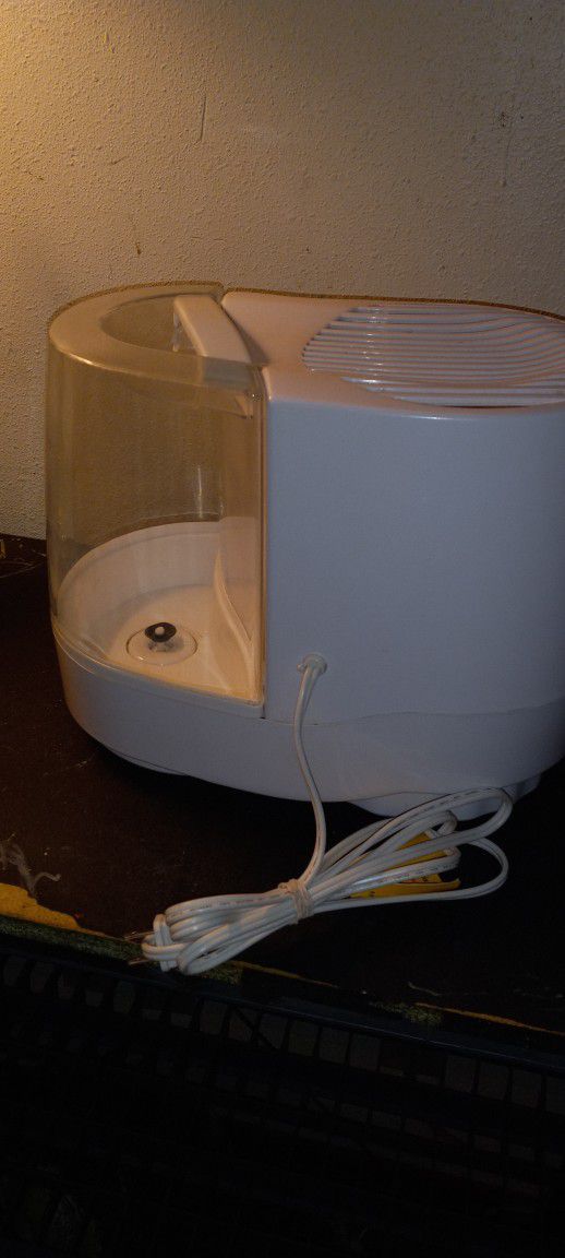 Duracraft  Humidifier 