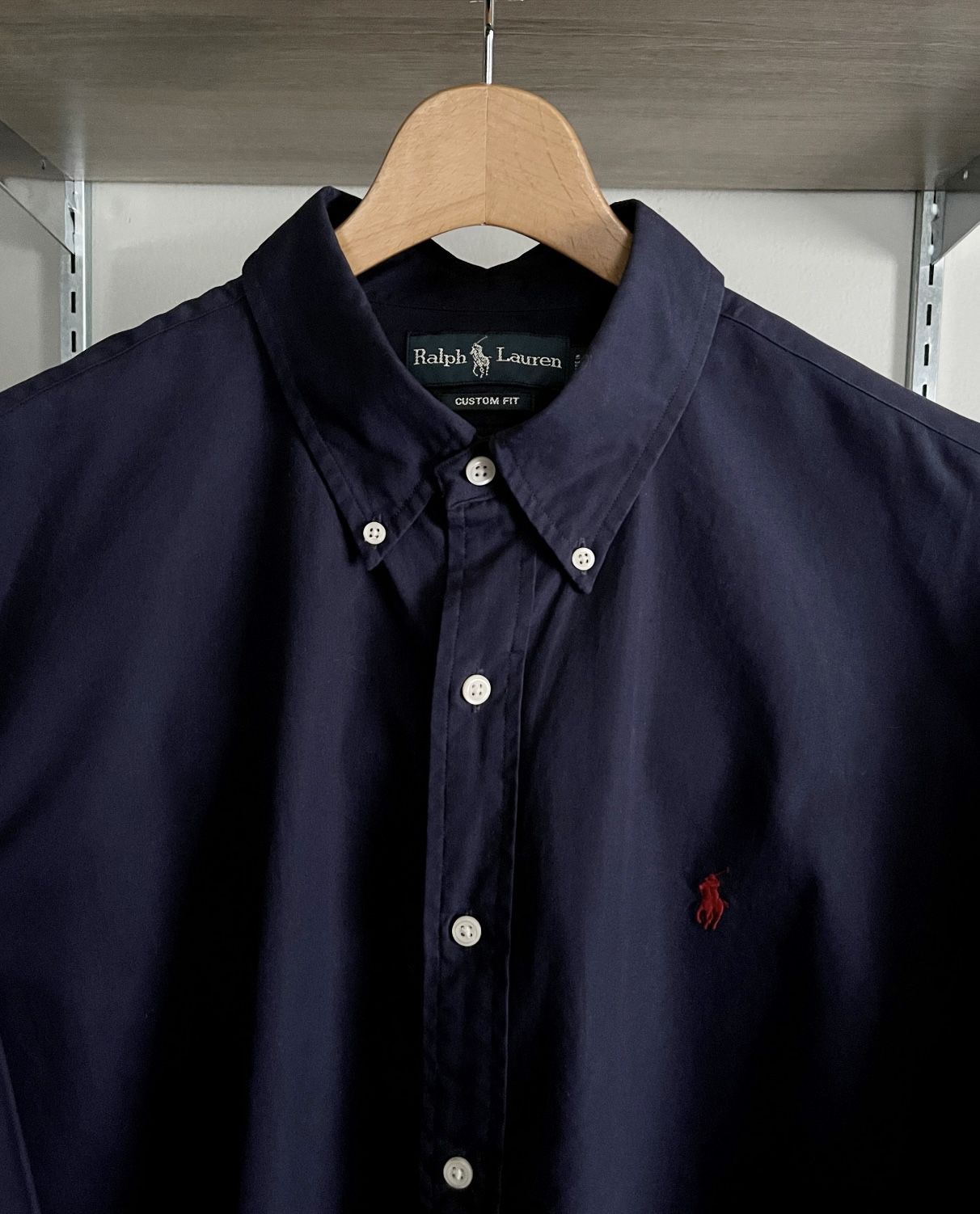 New! Mens Polo Ralph Lauren Button down Size XL retail $98 Custom fit. Lightweight classic. Color Navy blue with classic red pony.