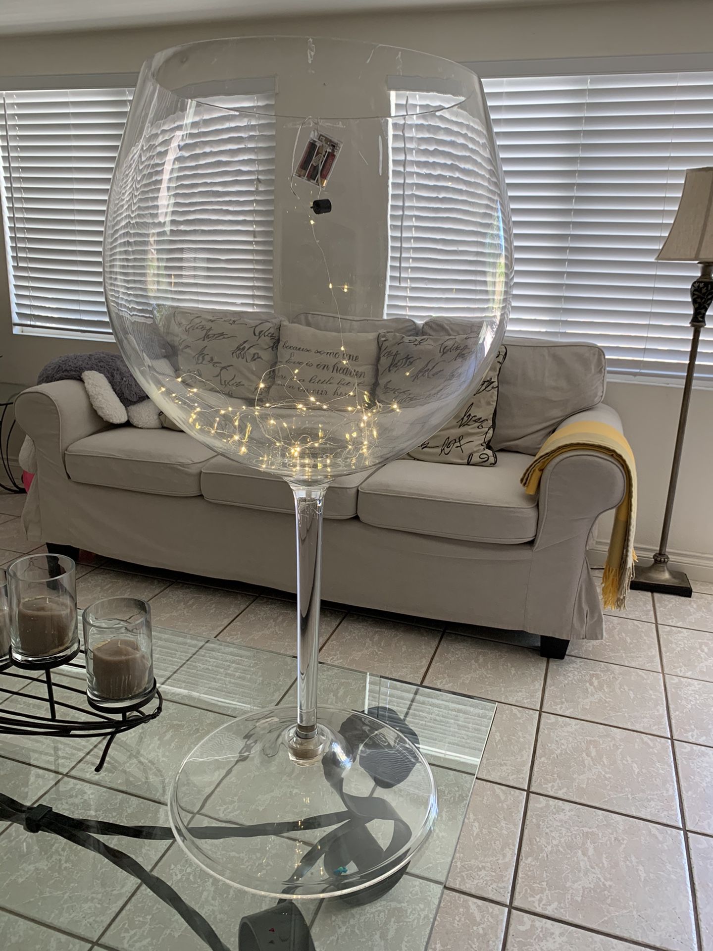 Big Red Wine Glass For Decoration & Chafing dishes