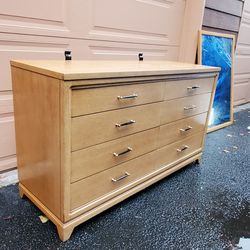 Beautiful Vintage Mid Century Modern Dresser/ TV Stand/ 8 Drawers Dresser. In Great Condition And Great Quality. And Mirror. Delivery Available  Thumbnail