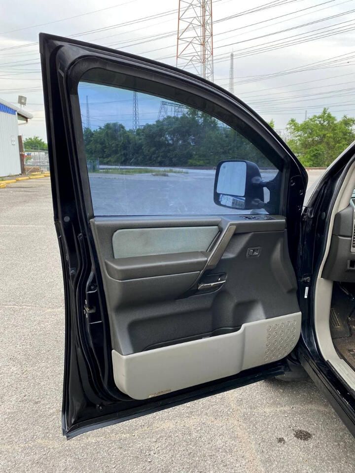 2004 Nissan Titan