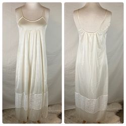 Vintage 70s Montgomery Ward Slip Nightgown Dress Floral Lace USA Made Sz S Thumbnail