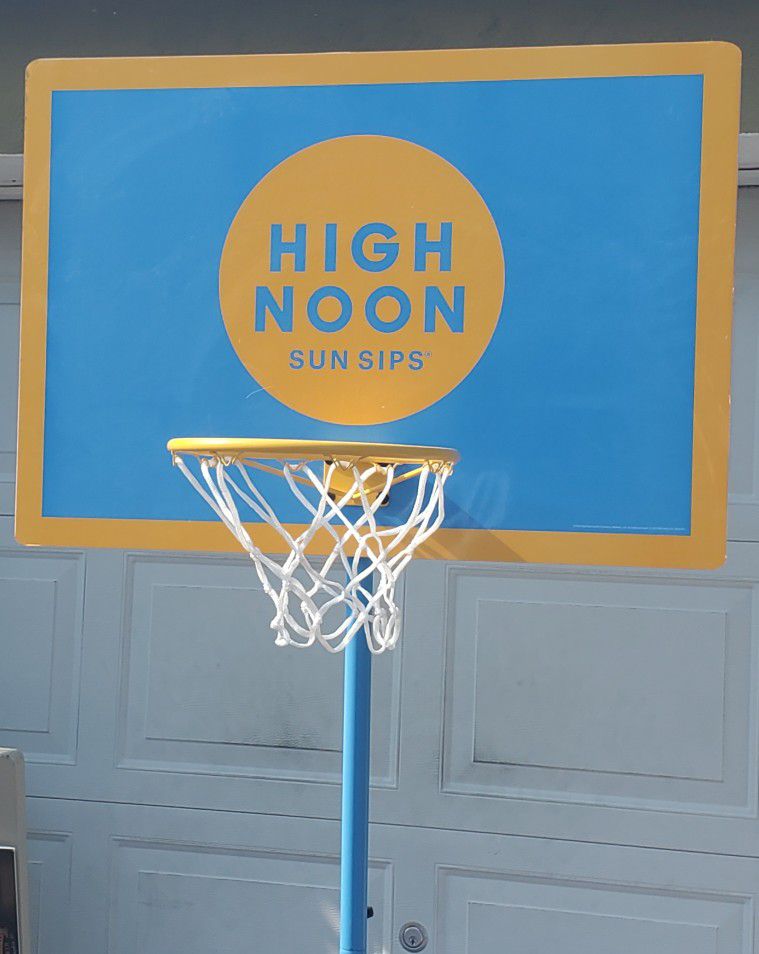 High Noon Sun Sips 84" Basketball Hoop Stand VHTF MAN CAVE Great Condition 