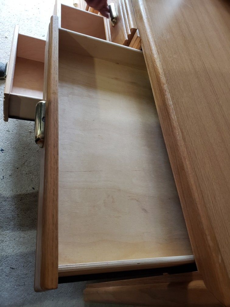 Bedroom Set Chest Dresser And Oak Desk With Hutch
