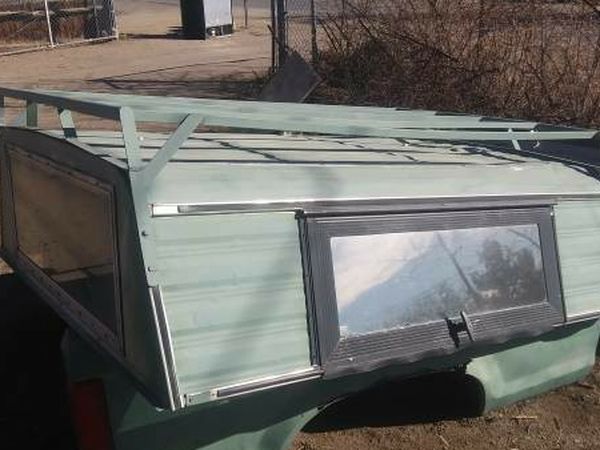 Aluminum Camper W/rack