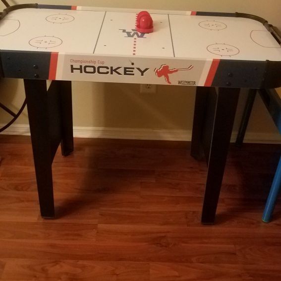 Westminster 42" AirHockey table