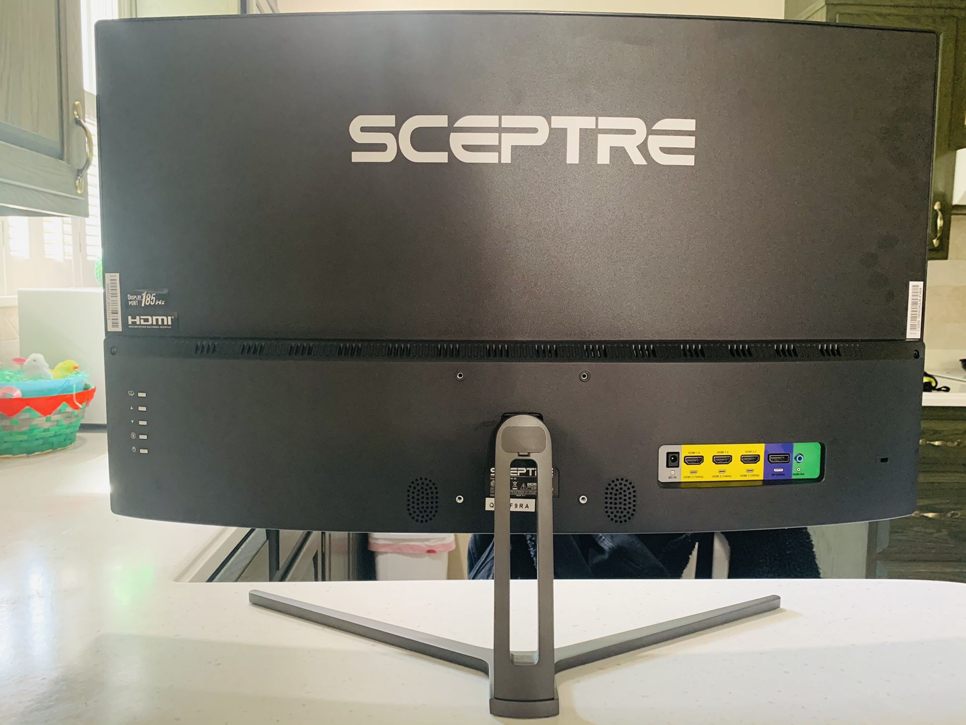 Sceptre Curved 32-inch Monitor