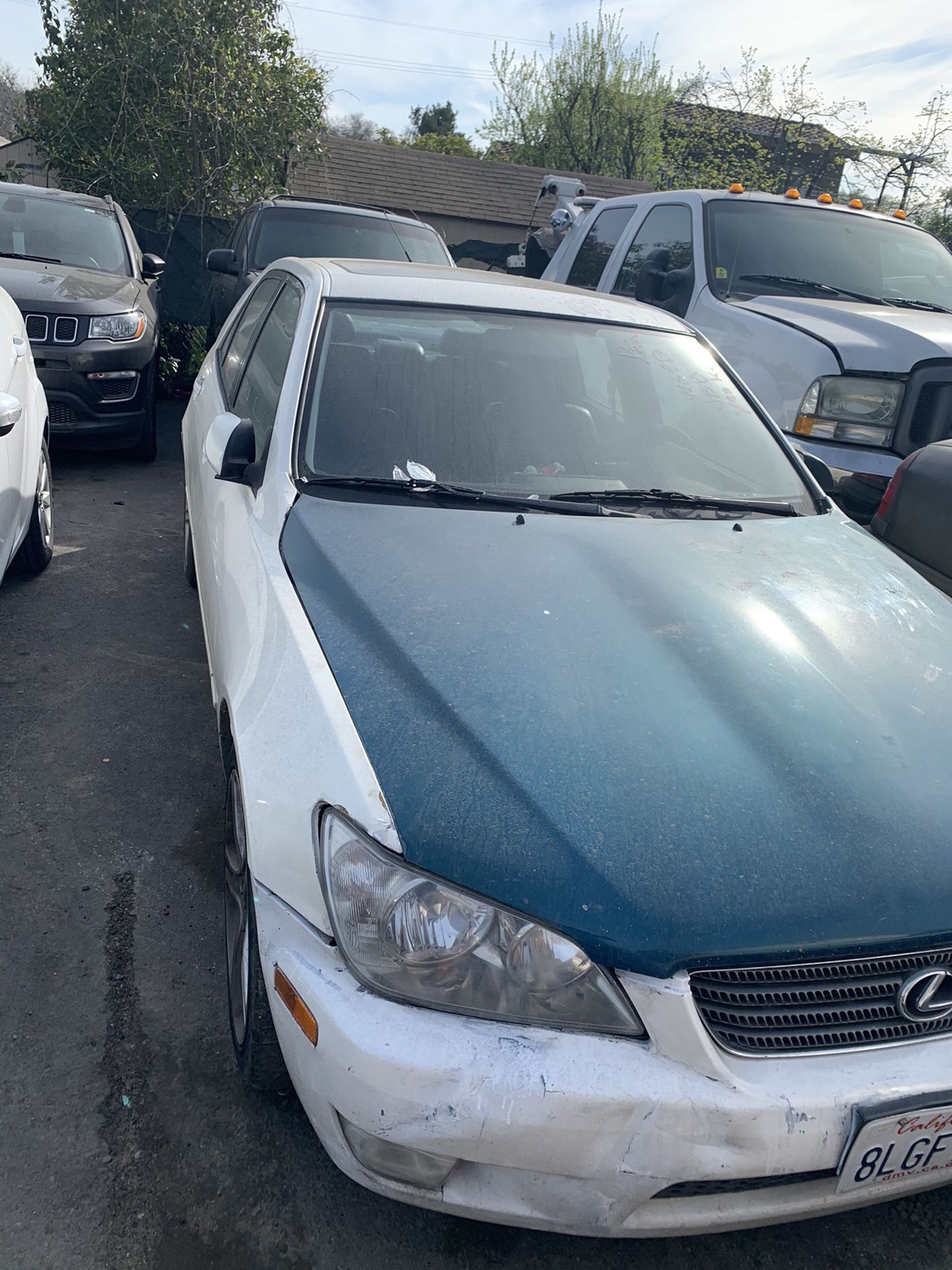 Lien sale cars for sale 600 and up 8am to 5 pm mon thru Friday for Sale