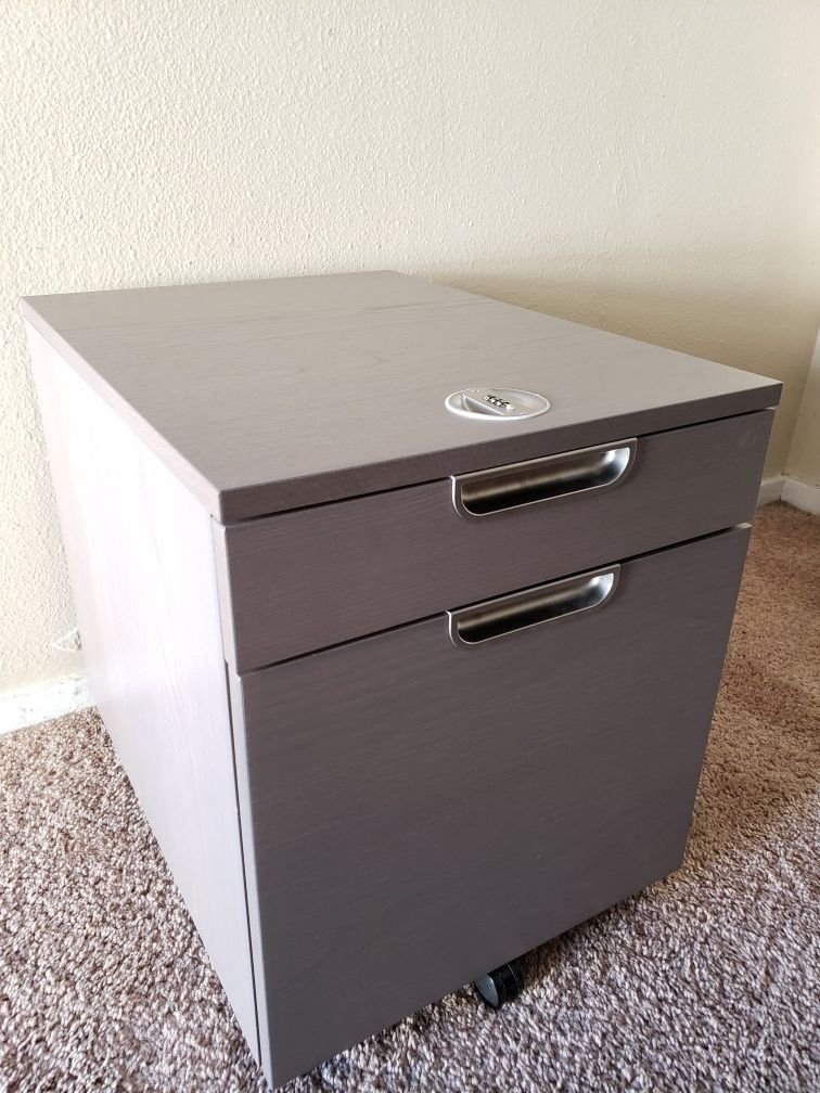 IKEA Galant Rolling/Locking File for Sale in Bremerton, WA