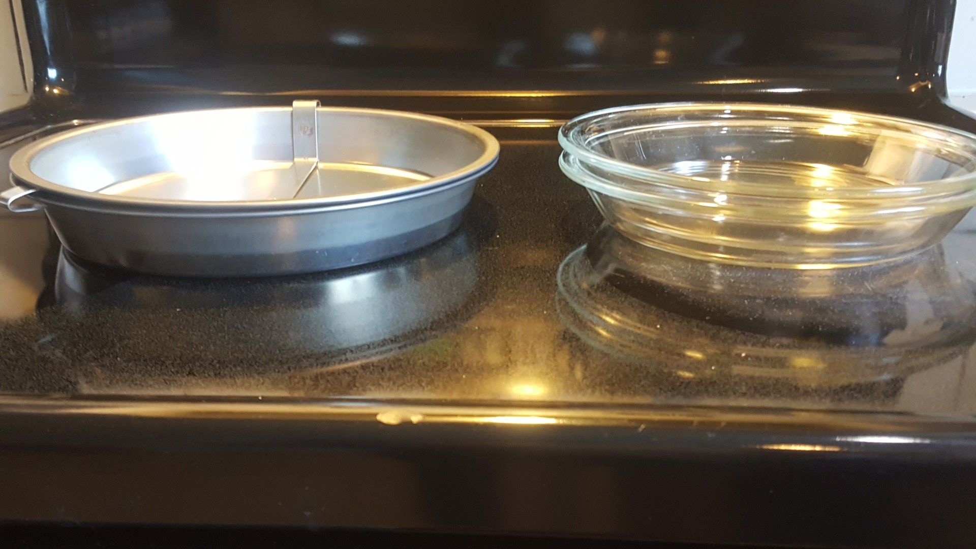 Pyrex and assorted pie plates