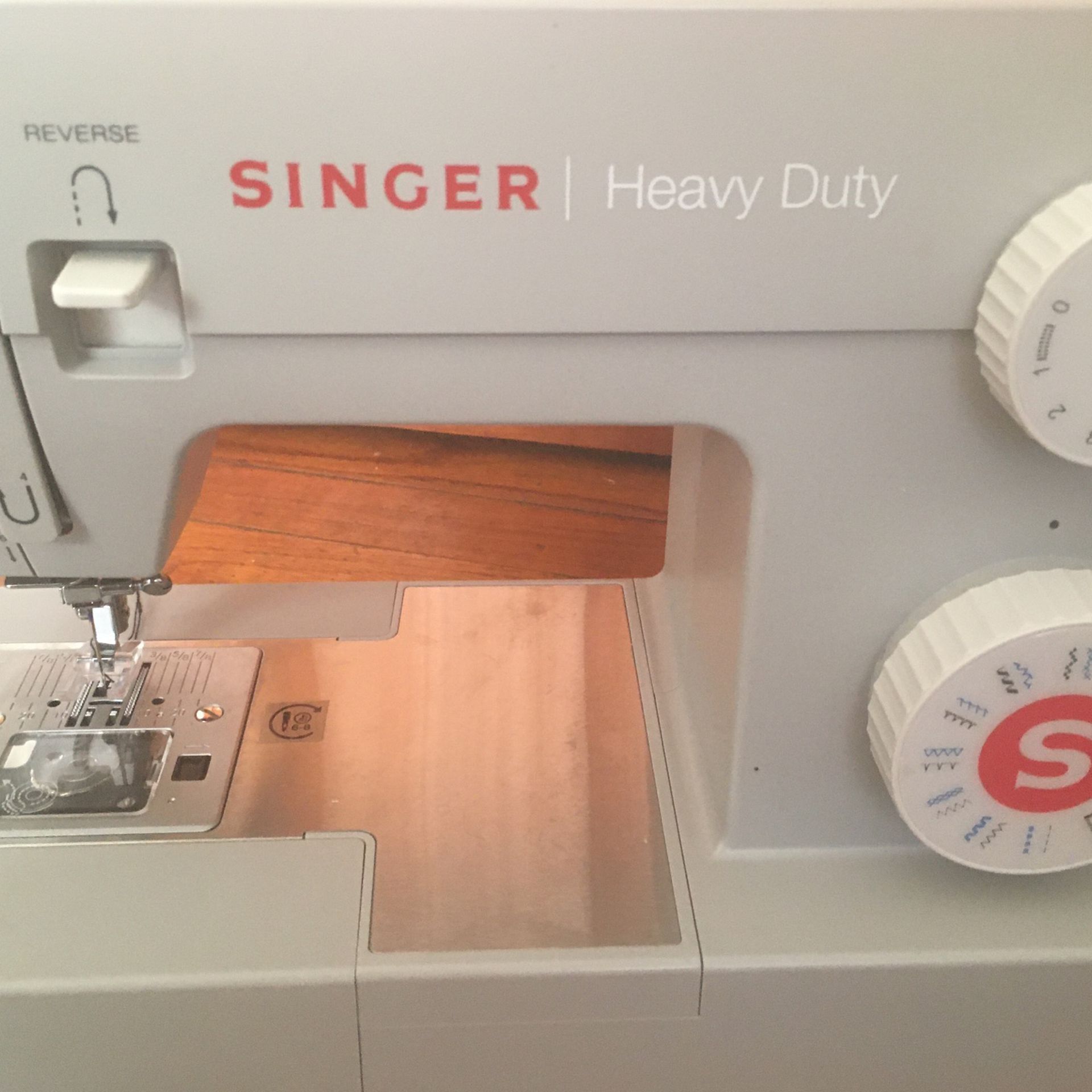 Brand New Sewing Machine 