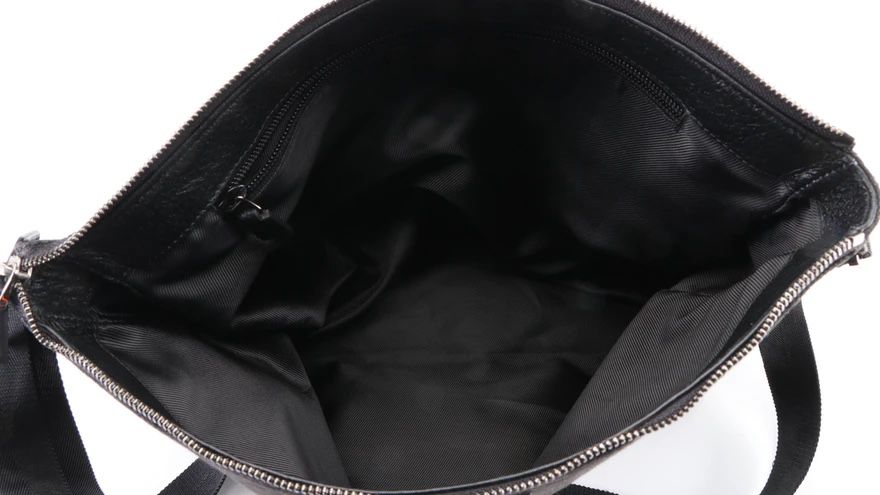 Gucci Black Messenger Crossbody Canvas Bag, Excellent Condition (authenticated by EBTH)