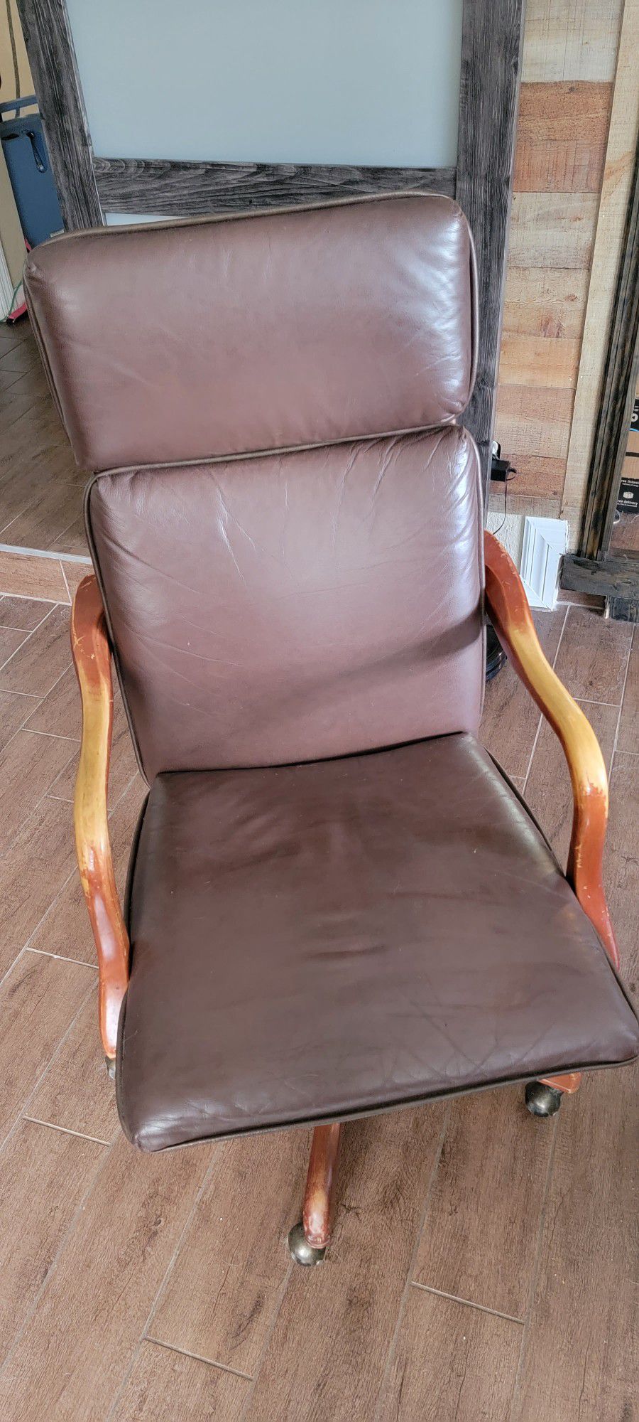 Leather Hardwood Executive High back  Office Chair