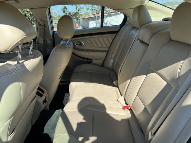 2017 Ford Taurus